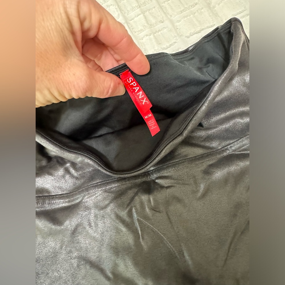 Spanx faux leather leggings size medium